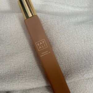 Kayali Freedom Musk Santal spray Perfume